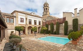 Puerta De La Luna Baeza